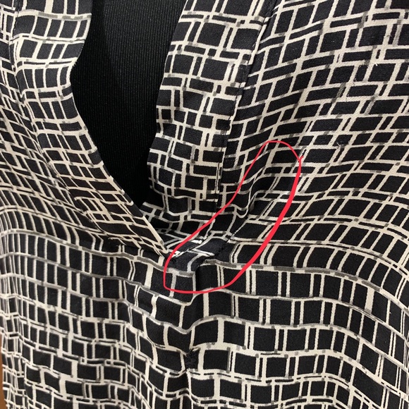 VINCE Silk Georgette Blouse - Picture 8 of 8